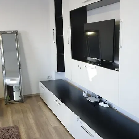 Amra Apartmán *