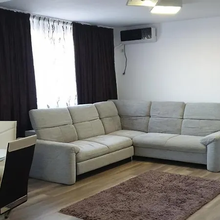 Amra Apartmán *